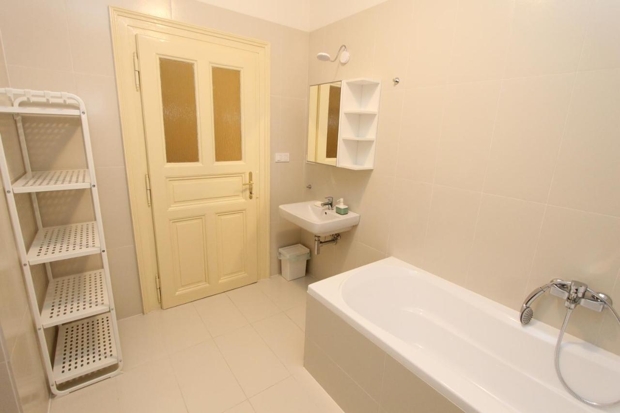 Zizka Home Apartments Prague Exterior photo